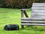 Bosch Indego M 700 Mähroboter mit 18-V-Lithium-Akku