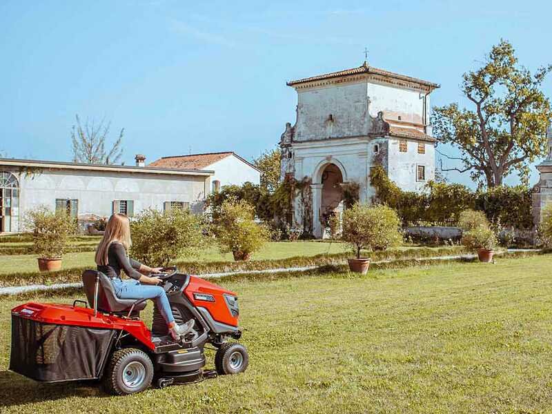 Snapper RPX102 Benzin-Rasentraktor mit Fangkorb - Produktbild 5
