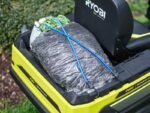 Ryobi RY72TMX107-210 Akku-Rasentraktor mit Seitenauswurf