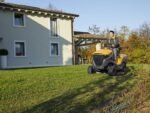 Stiga Estate 7122 W Benzin-Rasentraktor mit Fangkorb