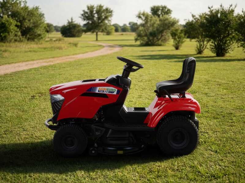 AgriEuro TOP-LINE A 98 HD SD Rasentraktor mit Seitenauswurf - Produktbild 3